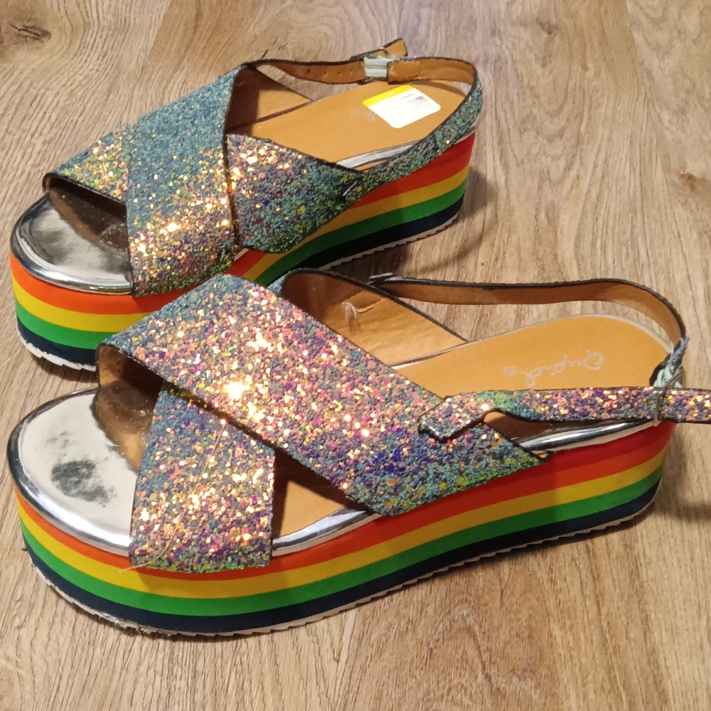 Qupid Sandles